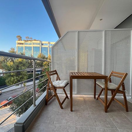 Pentelis Cozy Apt In Paleo Faliro Athens Luaran gambar